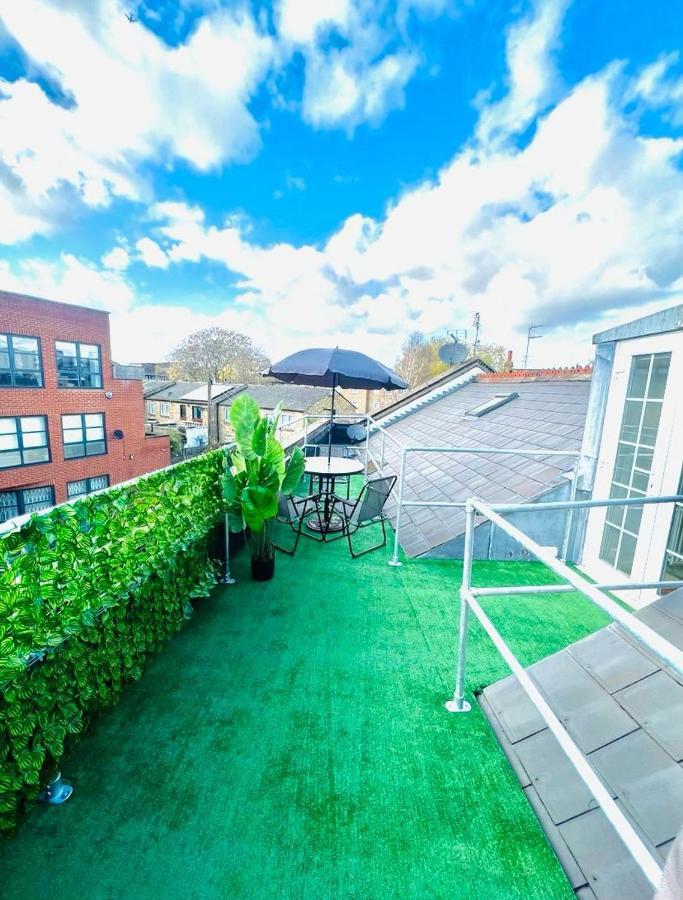 The Vista Apartment Londra Exterior foto