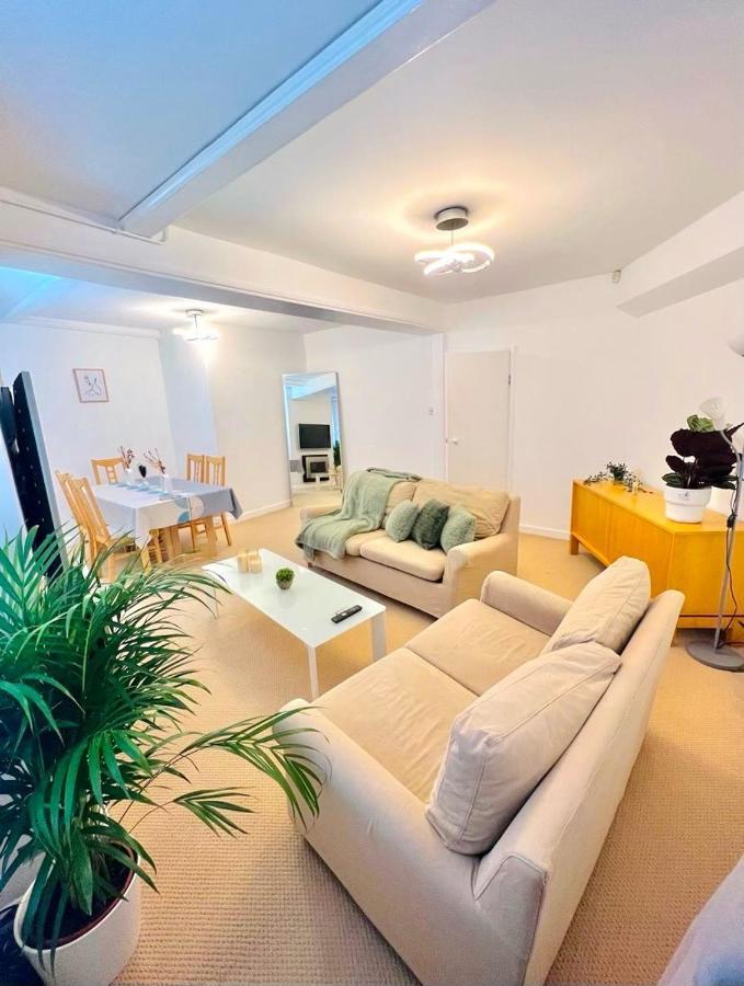 The Vista Apartment Londra Exterior foto